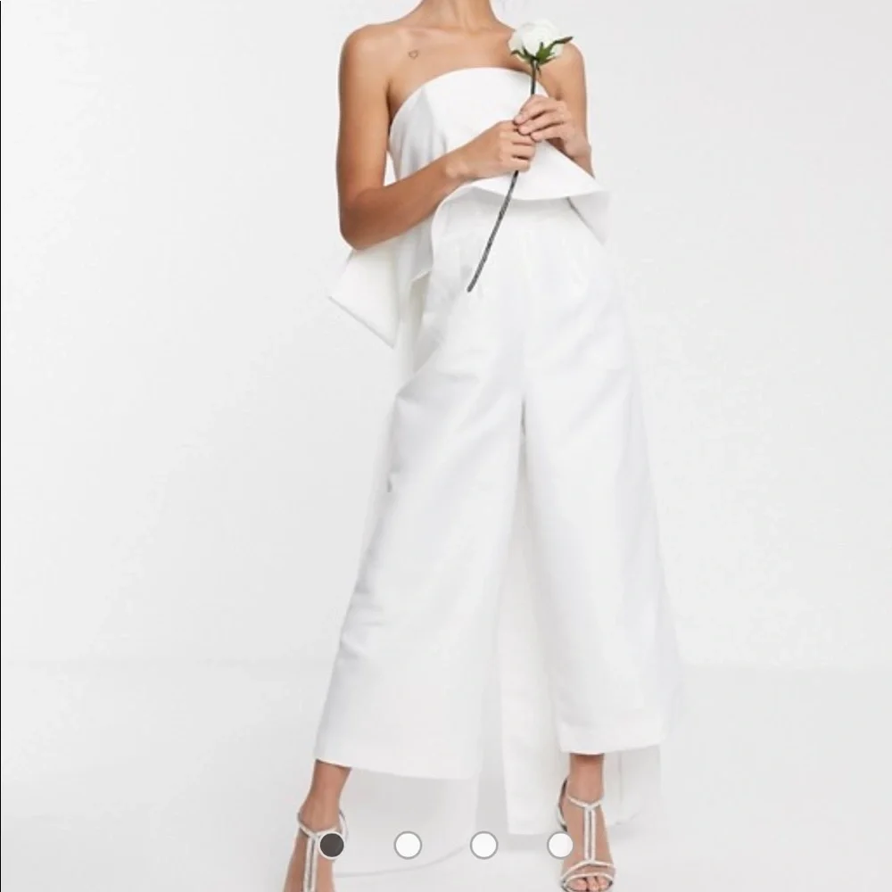 ASOS special edition wedding bandeau jumpsuit/bow - Picture 3 of 6